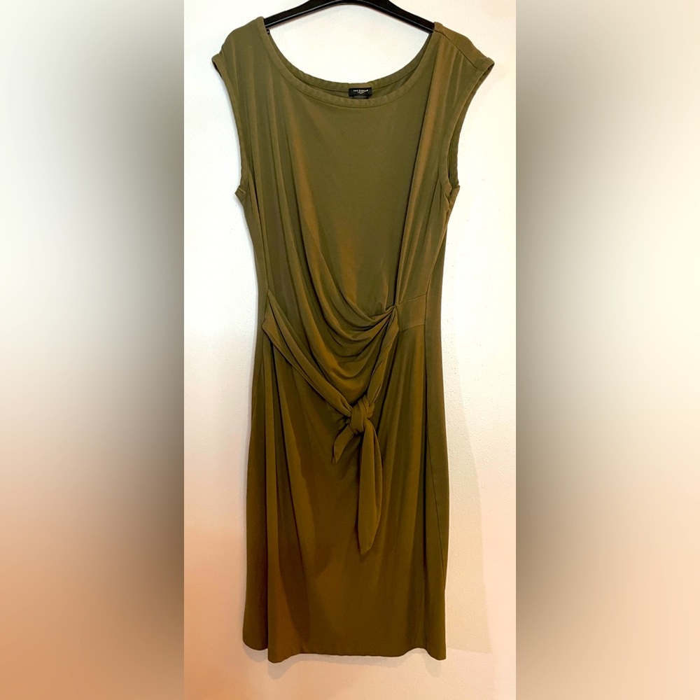 Olive T-shirt like tie dress